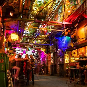 Little Italy Bronx , Budapest Hungría